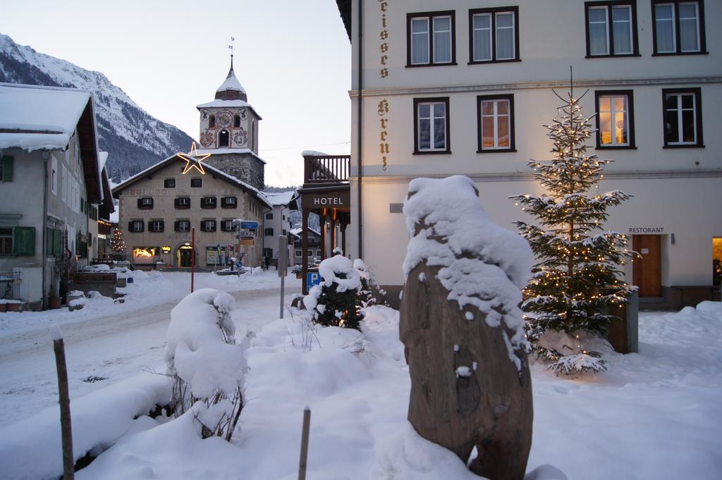 Hotel Weisses Kreuz Bergün Exterior foto